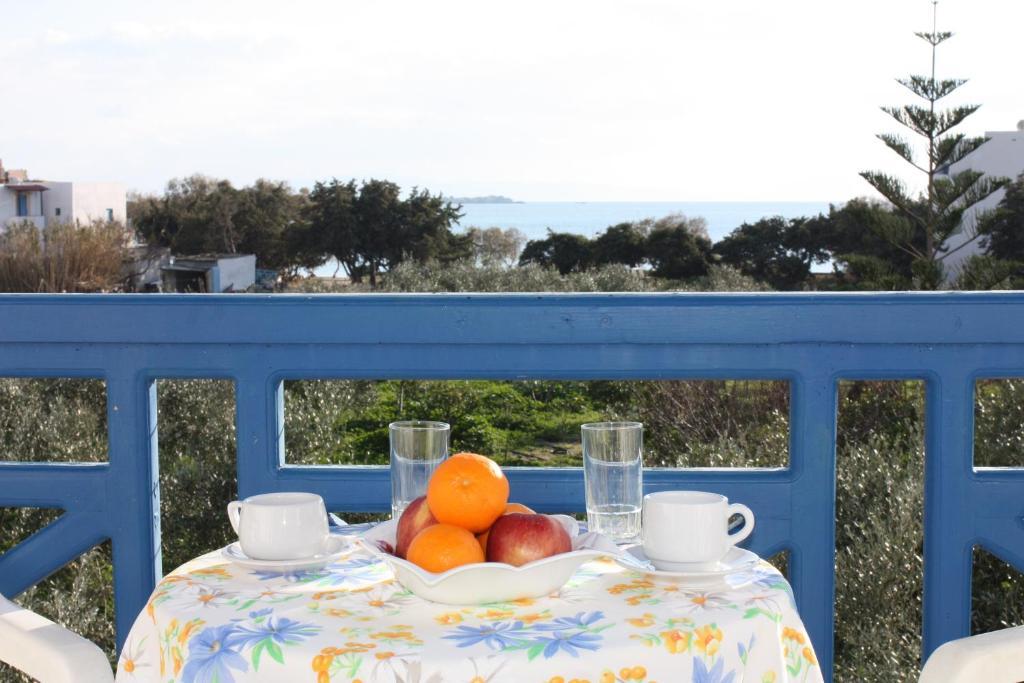 Mina'S Studios In Naxos Island Agios Prokopios  Exterior photo