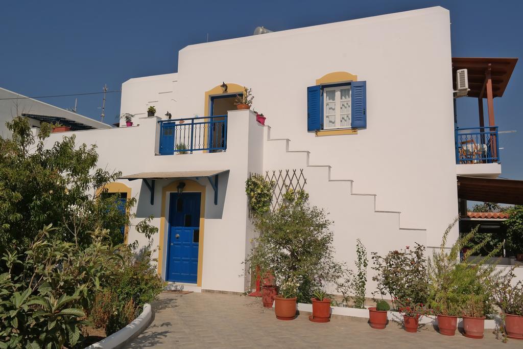 Mina'S Studios In Naxos Island Agios Prokopios  Exterior photo