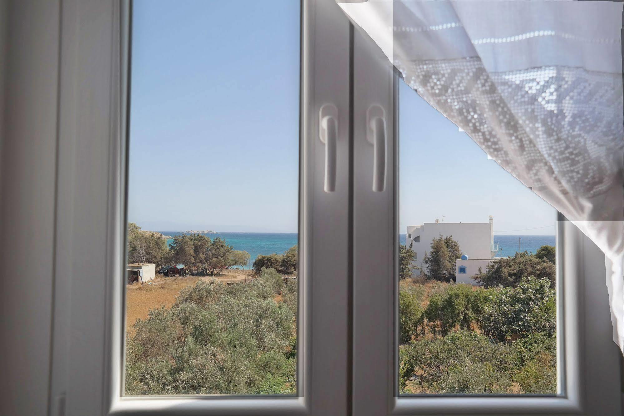 Mina'S Studios In Naxos Island Agios Prokopios  Exterior photo